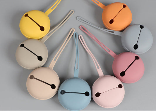 Silicone Pacifier Holder Case – On-the-Go Storage for Busy Parents