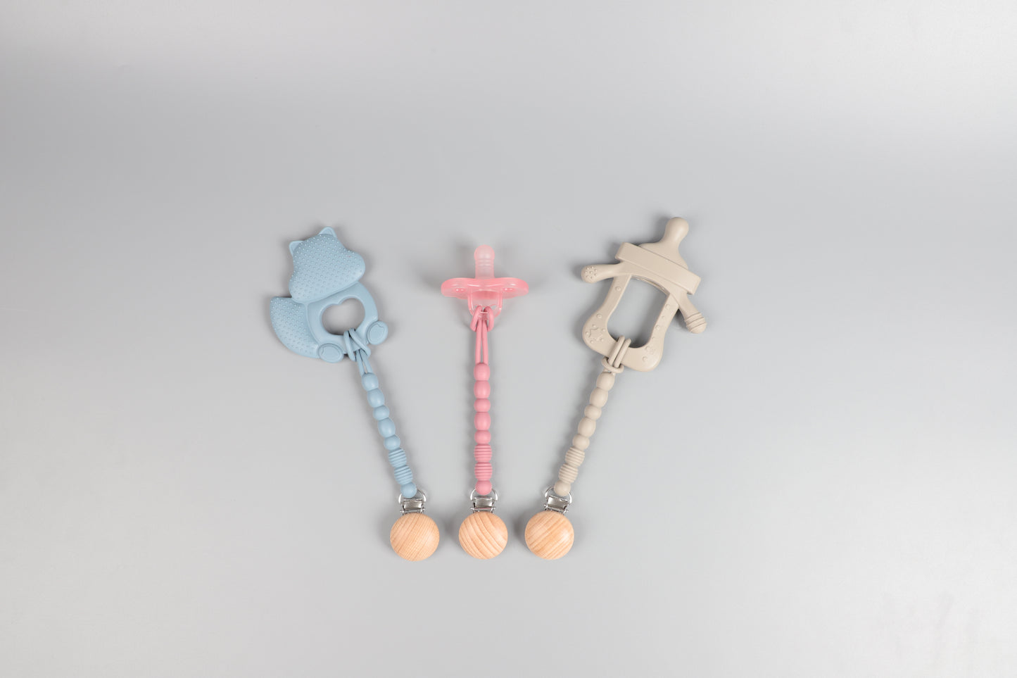 Silicone Pacifier Clip – Cloud Grey